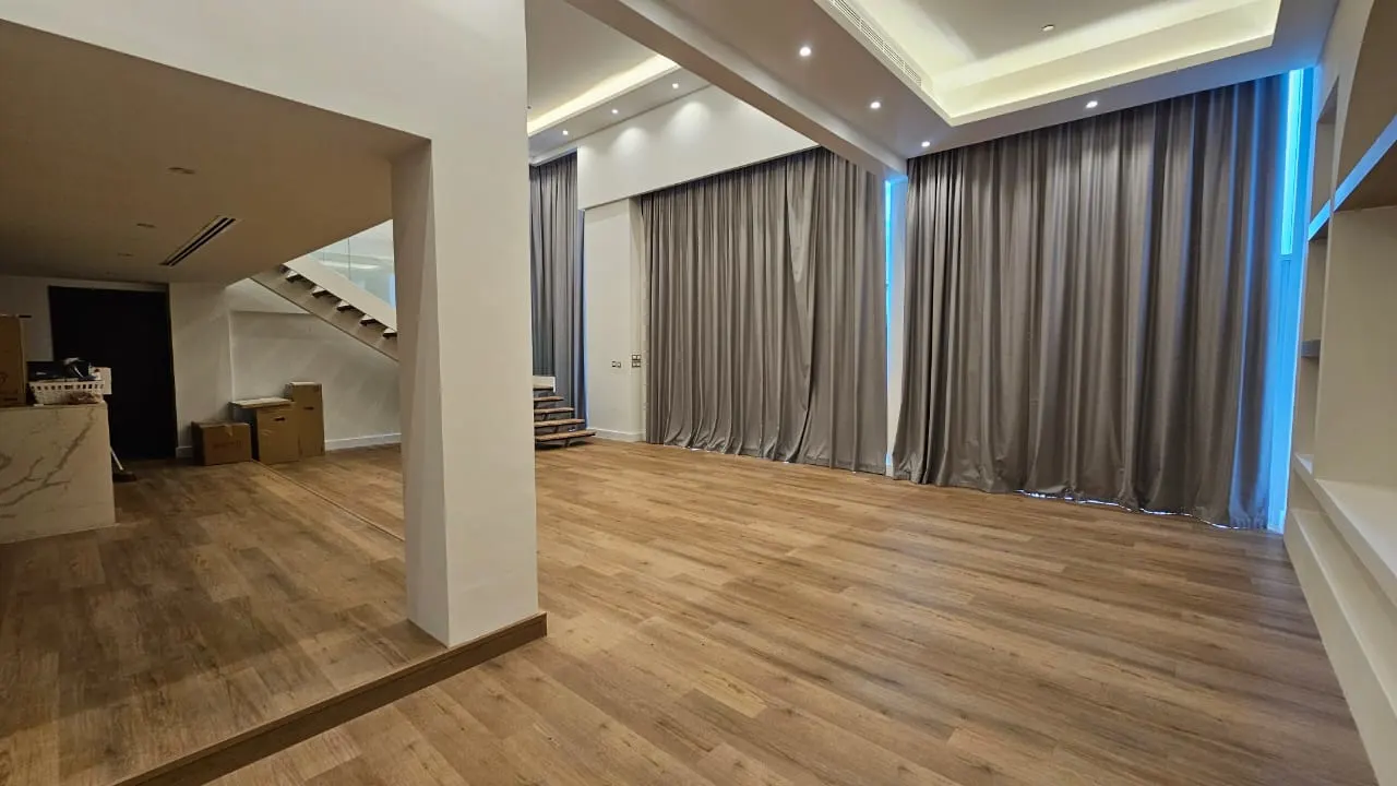 Modern Apartment Modern Apartment